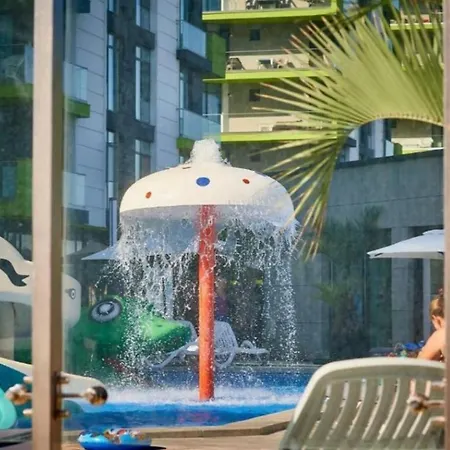 アパート Promenada Pool & In Prima Linie La Mare 1 Minute Pana La Plaja ナボダリ