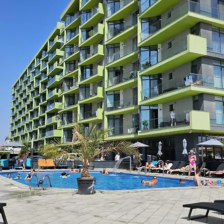 アパート Promenada Pool & In Prima Linie La Mare 1 Minute Pana La Plaja ナボダリ