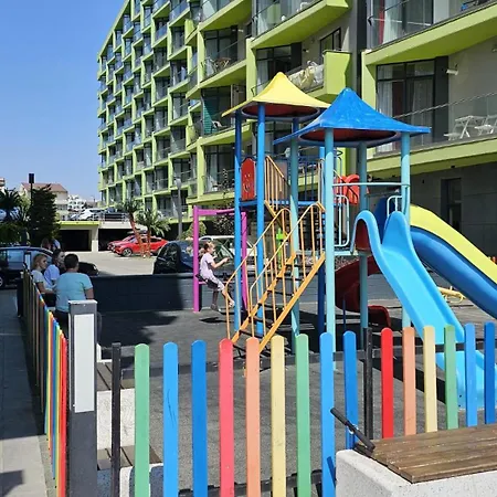 Promenada Pool & In Prima Linie La Mare 1 Minute Pana La Plaja アパート