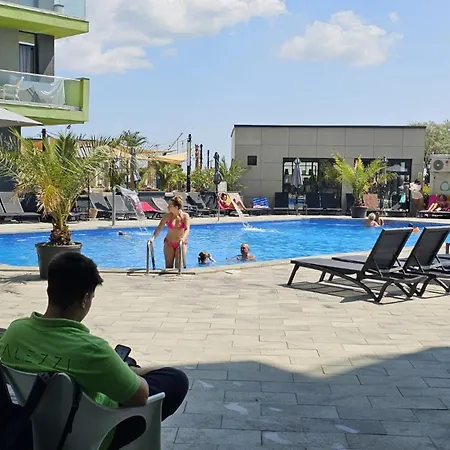 アパート Promenada Pool & In Prima Linie La Mare 1 Minute Pana La Plaja